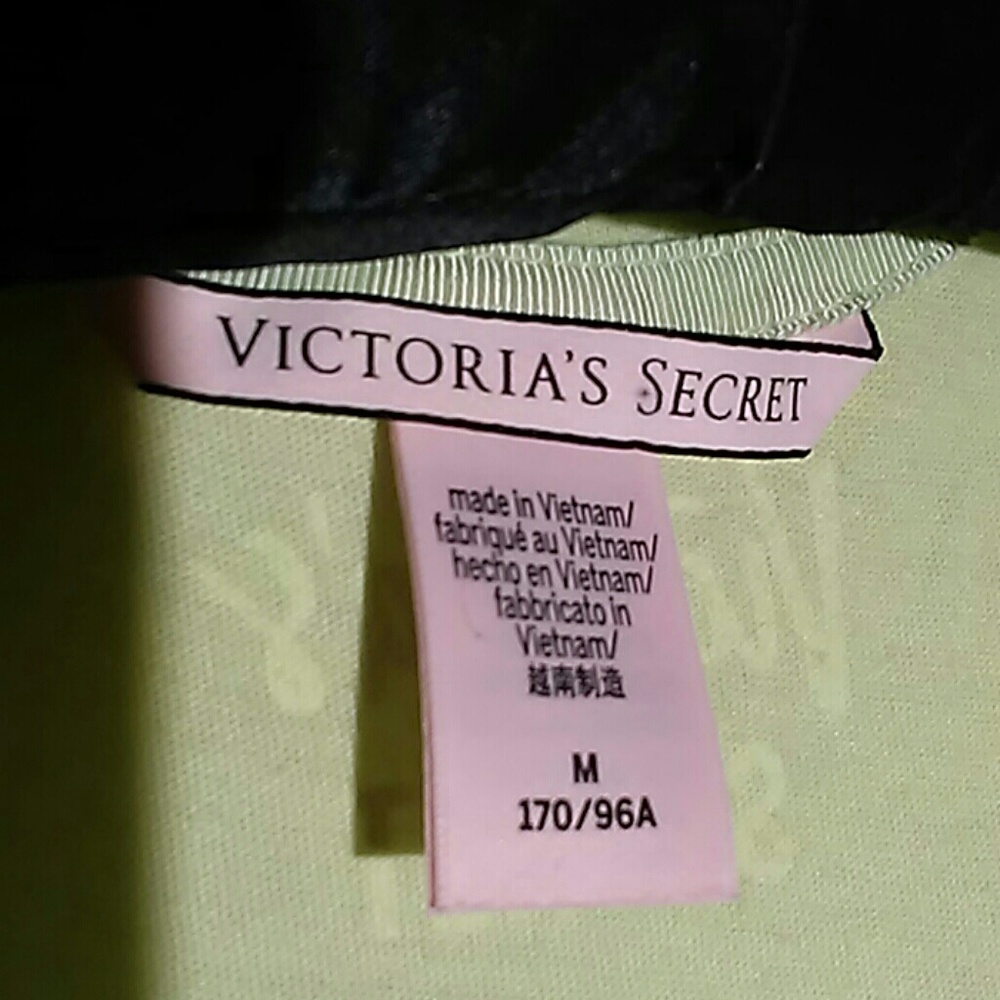 Victoria Secret tank - Picture 2 of 3